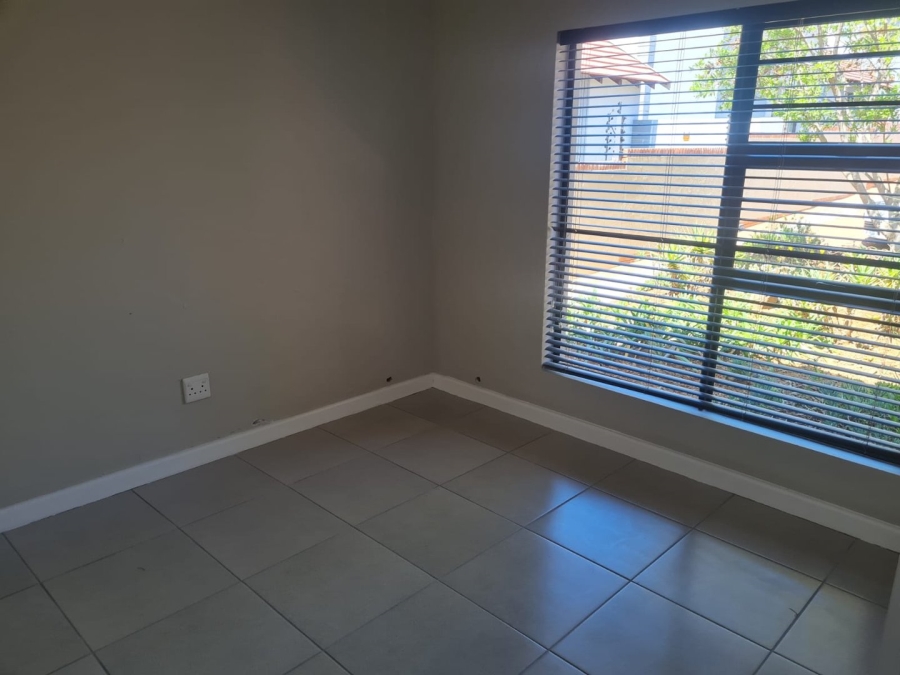 3 Bedroom Property for Sale in Wild Olive Estate Free State